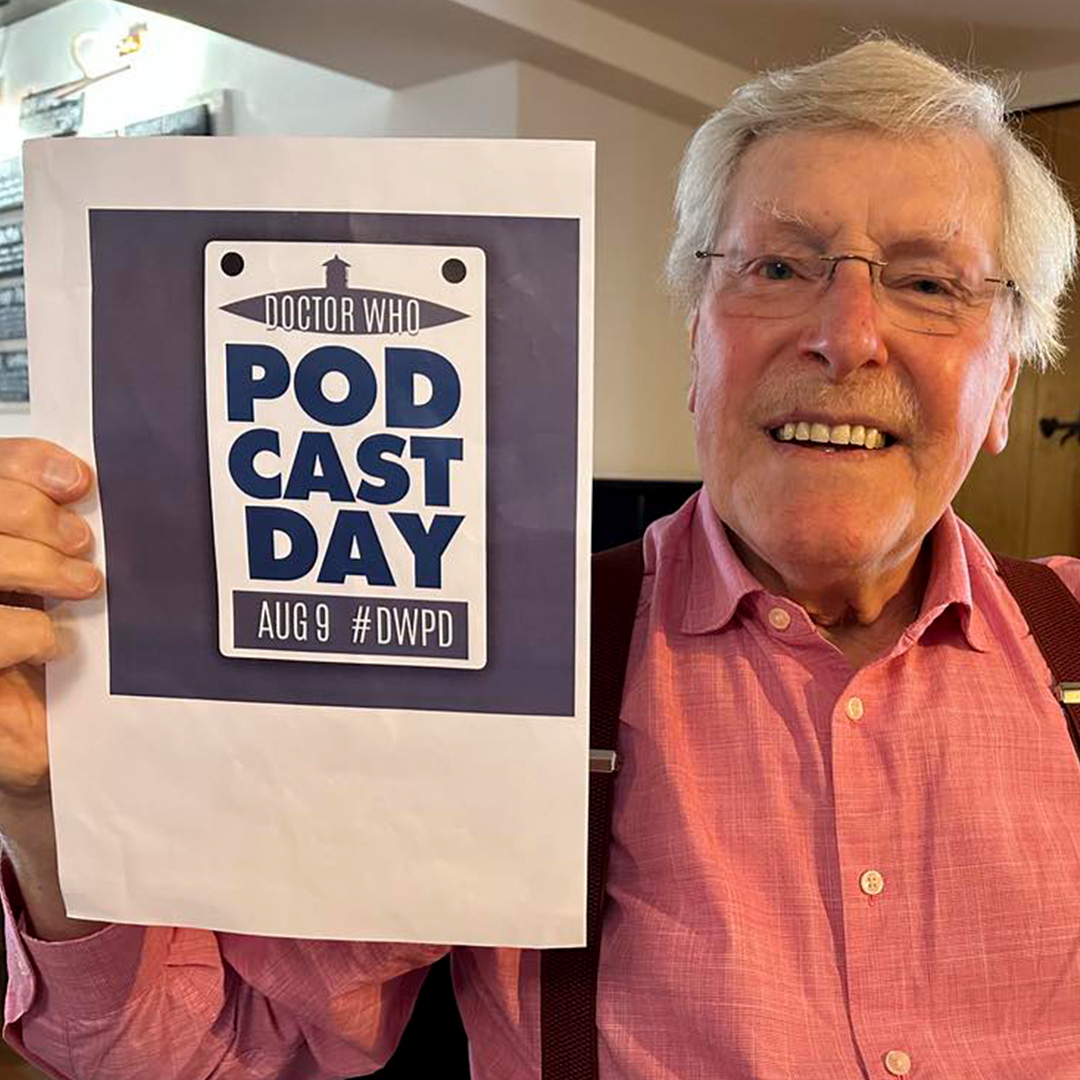 dwpday's tweet photo. Since the last #dwpd The Peter Purves Podcast has quickly become a source of real warmth, wisdom and knowledge. Not just to Doctor Who fans. 

We're honoured he was happy to raise our logo here. 
#doctorwhopodcastday #DrWho #podcasting #DoctorWHOPodcast
@purves_peter https://t.co/EWXVbXLnAq