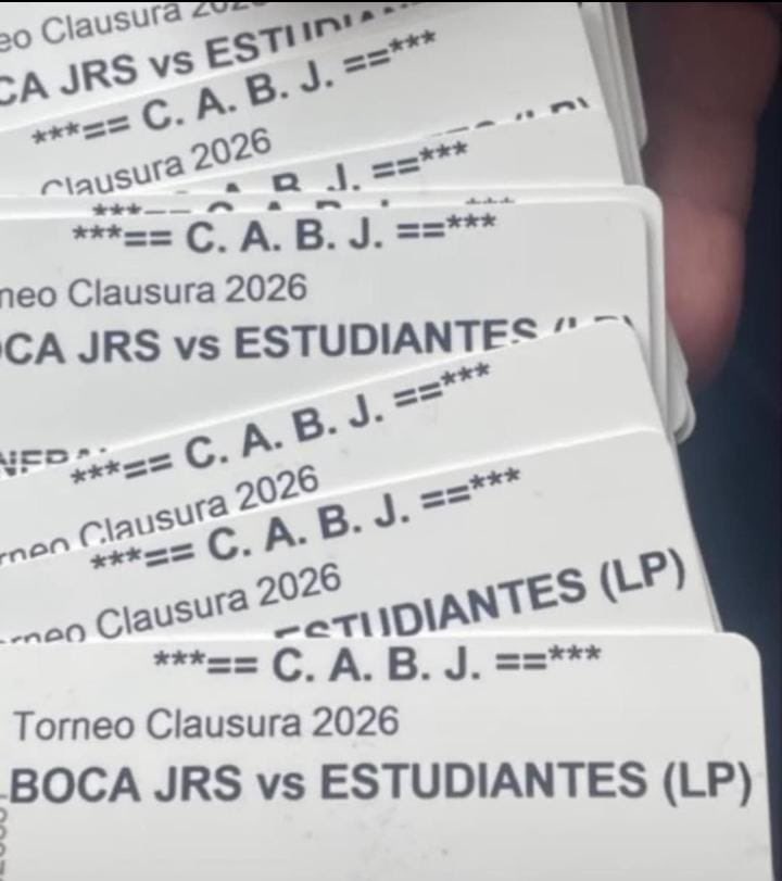 Marraxeneize's tweet photo. 🚨 Así boludea la dirigencia de Boca a los hinchas.

Mañana mientras miles de socios y abonados van a tener que mirar el partido por TV, por culpa del cambio de localía, Riquelme y su hermano están revendiendo entradas de protocolo a $120.000 c/u.

EN 2027 VOTEN BIEN. https://t.co/optRDKK9Qg