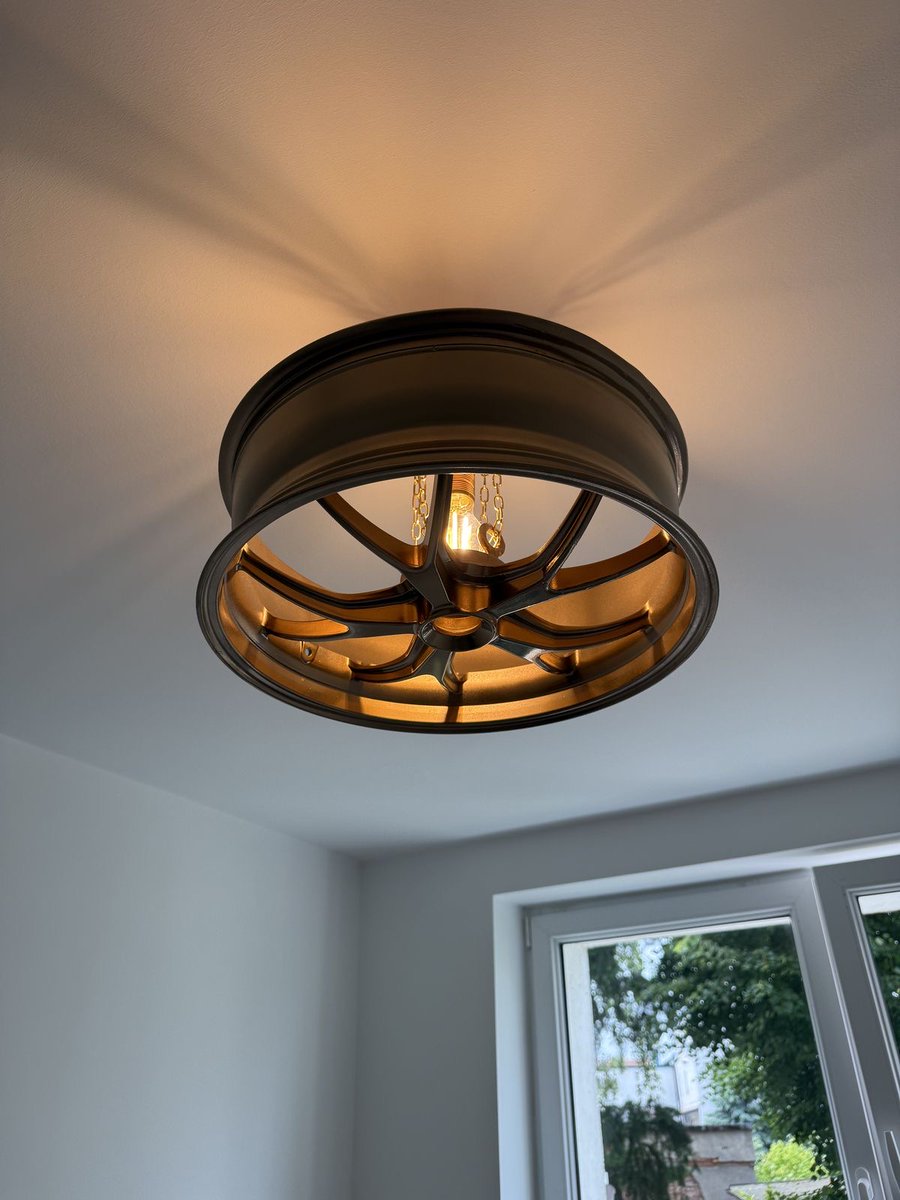 HOUSEPORN___'s tweet photo. car rim ceiling light https://t.co/ZGz1lvQJSI