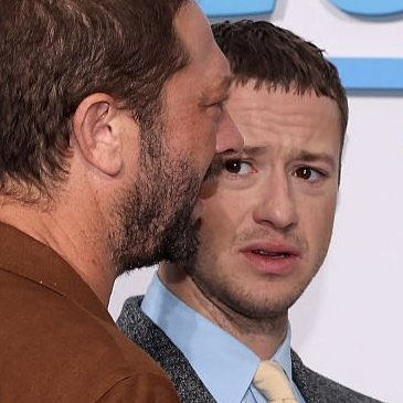 munsonsrings's tweet photo. Till this day i want to know what was the conversation topic cause he looked so concerned LMAO https://t.co/TMUhD7PW0S