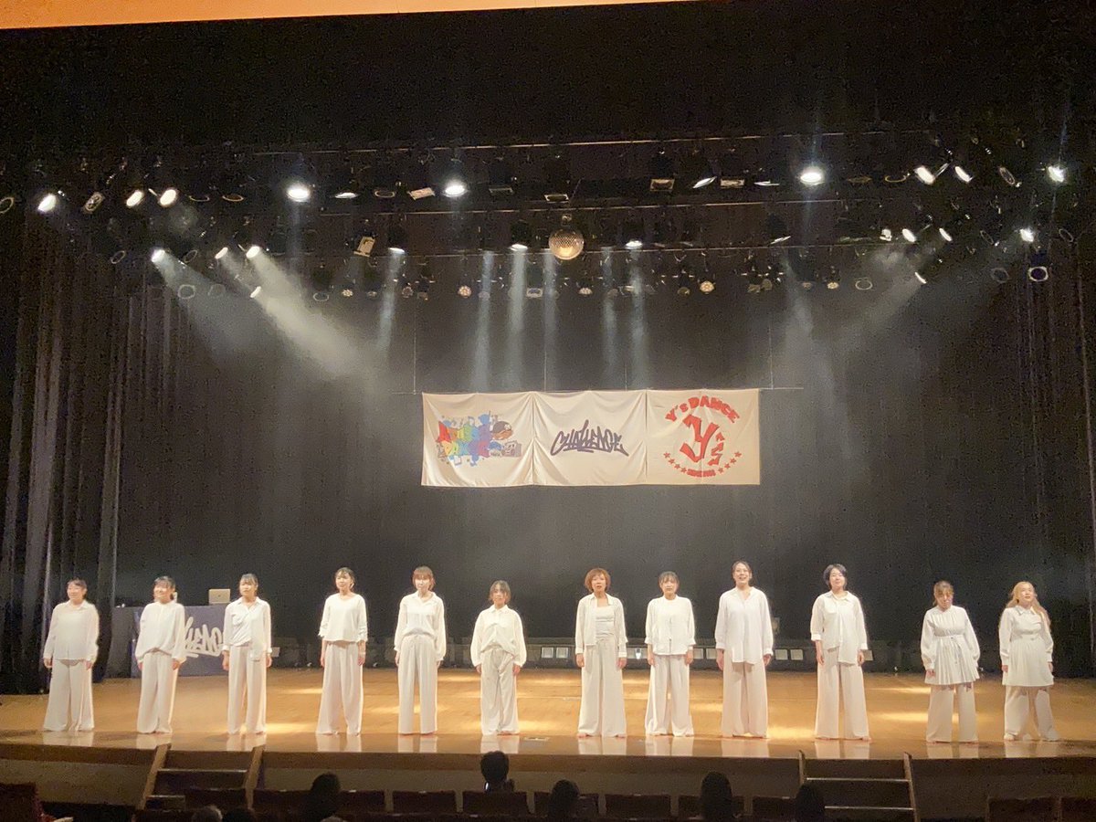 nt_sumr's tweet photo. 8/1(土)開催した
『DANCE FESTIVAL CHALLENGE vol.8』

ダンスコンテスト部門にて
Hands Let's(ハンドレット)が優勝🏆しました！！

#手話ダンス　という新たな挑戦でしたが、
終わった後は「感動した！」などの感想を直接いただき嬉しかったです😊手話ダンスで想いが伝わったんだなーと思います。 https://t.co/jWrhMskGwv