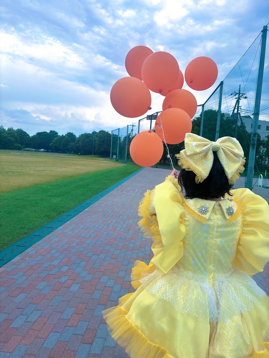 nanaka_ms0707's tweet photo. ぐっもーにんぐ。
風船でそらを飛びたくて苦戦している笹原です。

今日も無理せずのんびりぃ〜✨
 #もあすた #MORESTAR #笹原なな花
 #ボブ #風船ボブ #飛びたいボブ https://t.co/UjZIF99Wd4