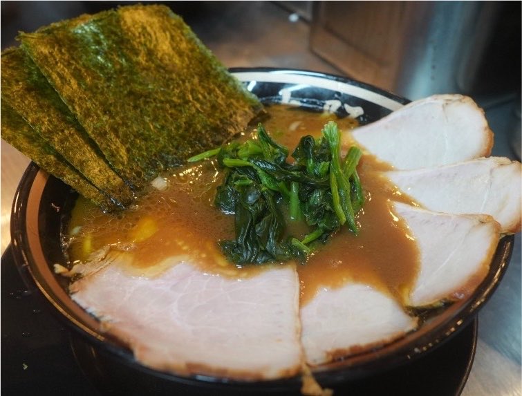 daisouya001's tweet photo. 本日の公式Xフォロワーサービス🈂️潰し卵🥚ご飯に乗せれば即席潰し卵丼🥚フォロワー様無料！毎日😊日替わりでご用意しております😊是非ご賞味下さい
スタッフにフォロワーサービスとお声かけください♪ #夏はラーメン　#大総家 #毎日開いてます https://t.co/eqmd2gagY6