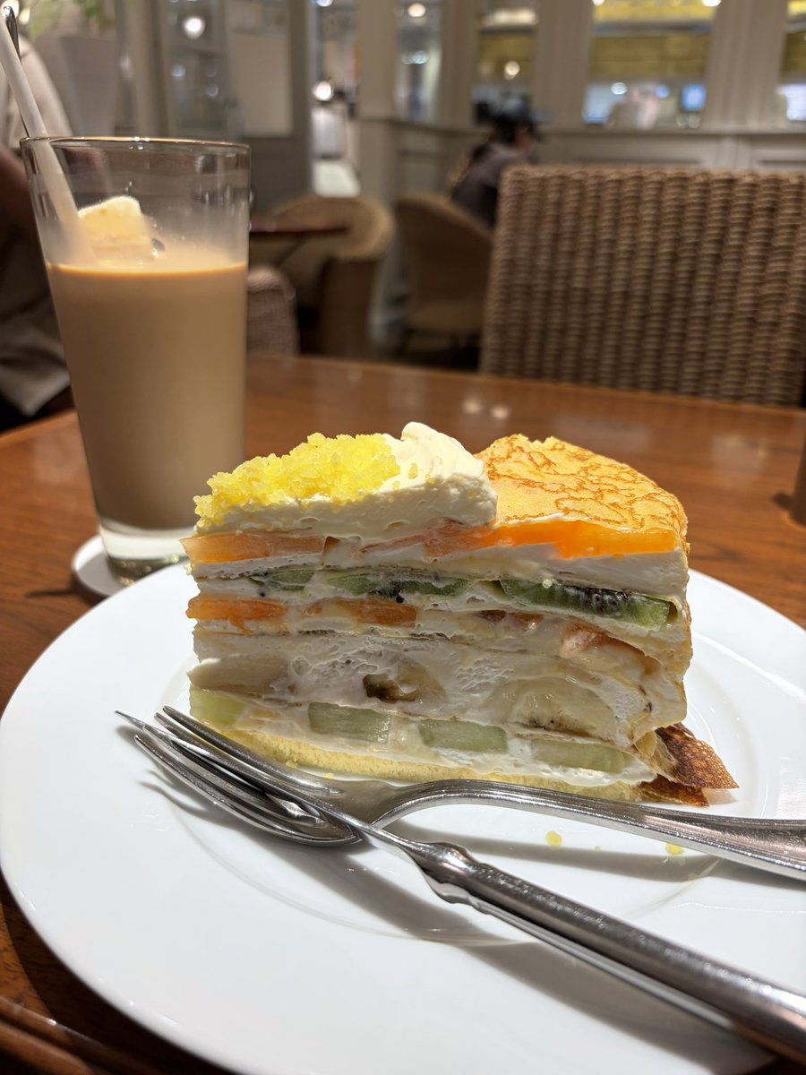 _oymal's tweet photo. 初めてHARBS来た🥺
おいちおいち https://t.co/xeTU7Xs93B