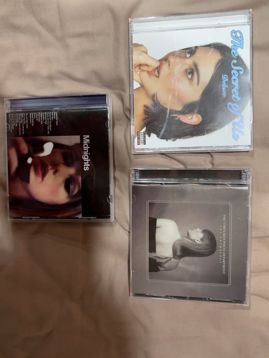 etopiax's tweet photo. tüm cd koleksiyonumu SATIYORUM https://t.co/bK3QstqgV8