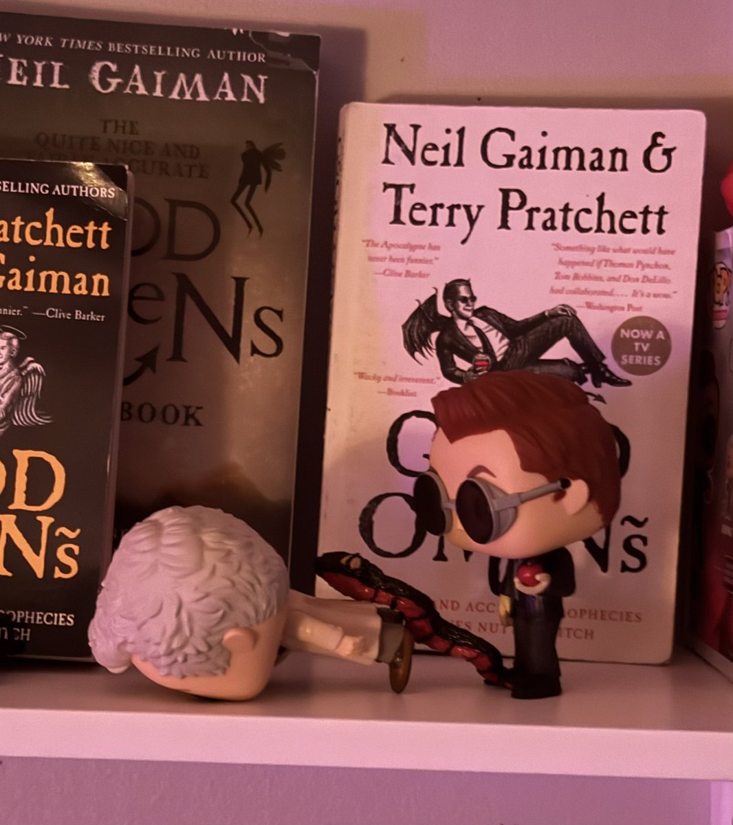 _c0ra1's tweet photo. walked in to see my funkos were tampered with..... https://t.co/8BifPokeGZ