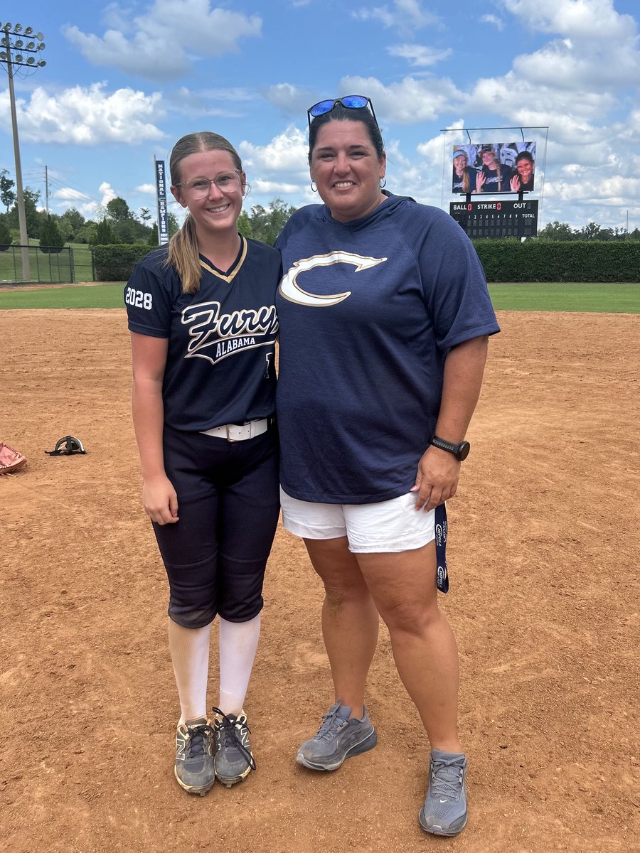 KynleeWatkins14's tweet photo. Had a great time this week at the @chipolasoftball camp. Learned some really great things from some awesome coaches. Thanks you to Coach @Kelly_Brookins and Coach @jaylenprichard for having me. Below are some of the highlights from the camp @CoachOAllZones https://t.co/bnU3kLCh3j