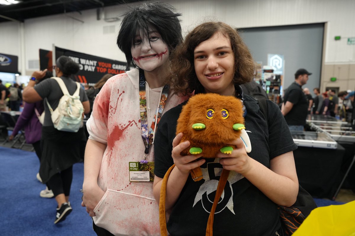 GatherersTavern's tweet photo. Photos from Gen Con! 📸 Thank you for all the love and support, especially for our Owlbear ARTY Box.🦉Seeing your excitement made the show even more special! ❤️ See you for Gen Con 2027!😃

#dnd #dnd5e #dungeonsanddragons #artybox #gathererstavern https://t.co/yJANeBn1BR