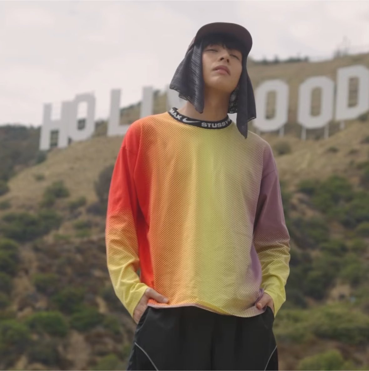 frzncorncheezze's tweet photo. from mt. pinatubo to the hollywood sign in mt. lee, serving looks under the scorching heat—that's justin de dios for us all 😌 https://t.co/YCjEClFxRF
