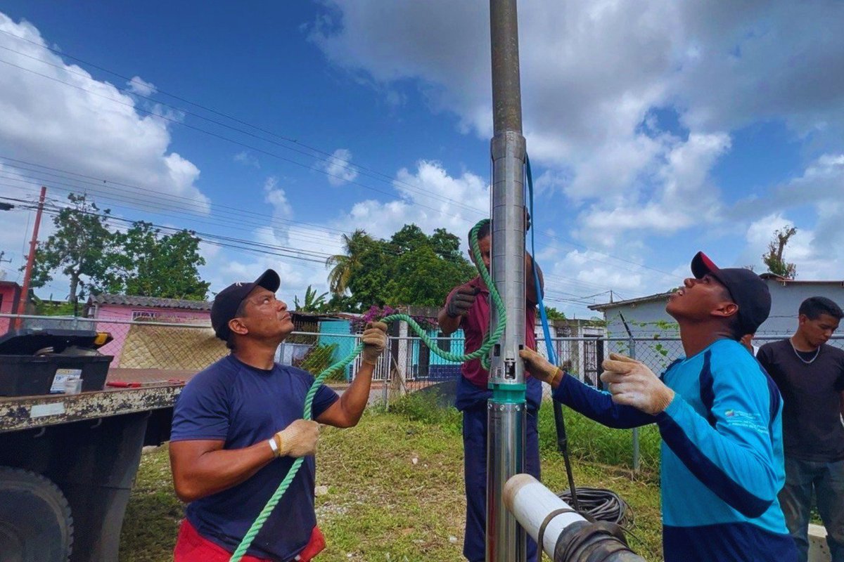 avnve's tweet photo. #Regiones || Reactivan 9 pozos profundos en Maturín para garantizar agua a 6.700 familias de 4 parroquias

➡️https://t.co/8qbxGjZpa7 https://t.co/59j6L2eeY7