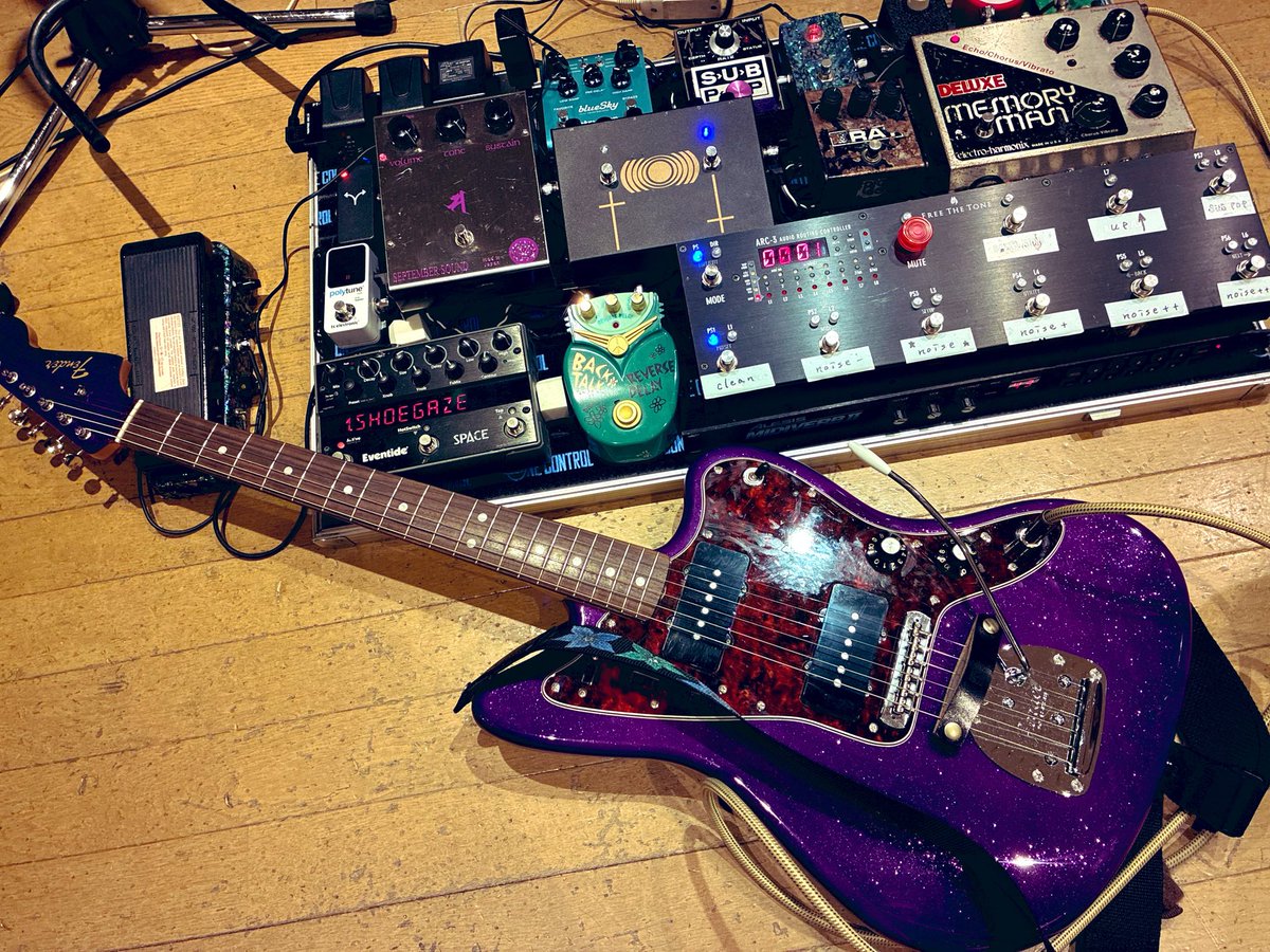 fs36999's tweet photo. shoegazing https://t.co/lymFmeuHVA