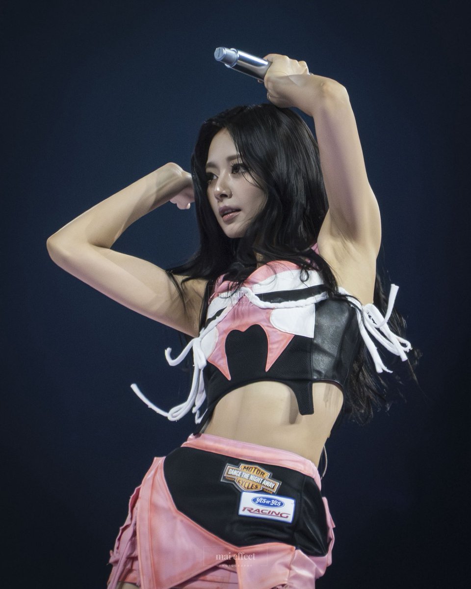 mai_effect's tweet photo. not bad… but could be so much better if i had my real camera and a media pass 🥺😭

#tzuyu #twicetzuyu #twice #twice_this_is_for_world_tour_finale_in_seoul  #쯔위 #周子瑜 https://t.co/bZ9lzmNoIY
