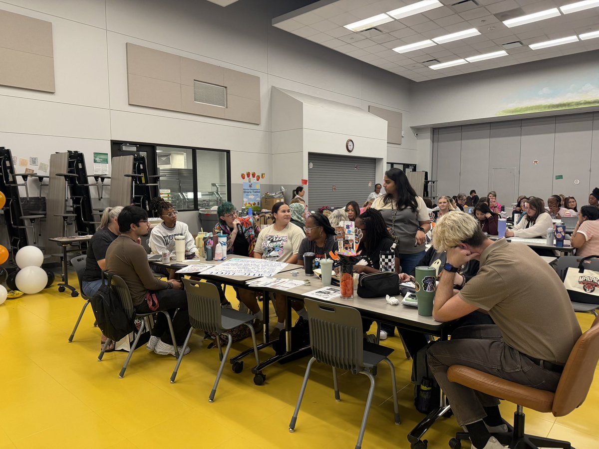 MsLeighaB's tweet photo. Breakfast to dancing to collaborating to raffle prizes...I think it's going to be a GREAT year! What do you think?😅🧡🐾 @MYE_Leopards @malalapto @FortBendISD 
#BetterStrongerTogether #LeadWithJoy https://t.co/Owq7XOucwf