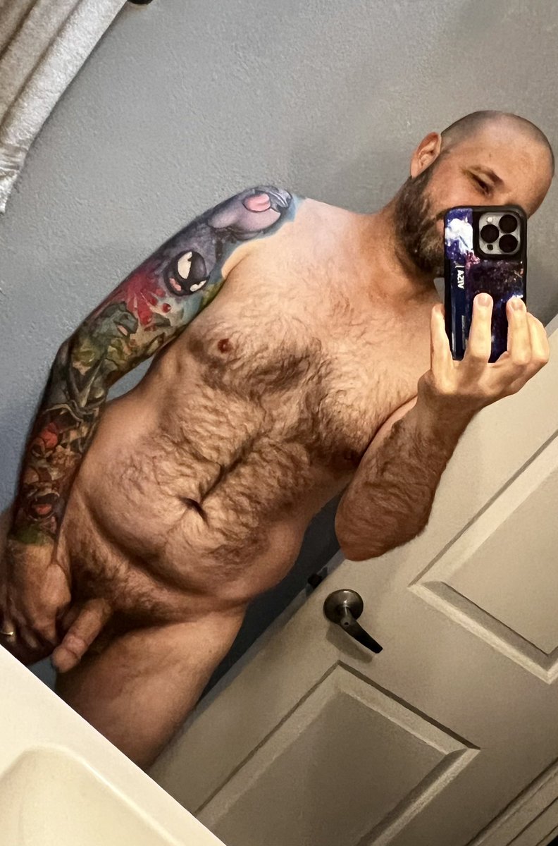 RhydonMyBallz's tweet photo. @SDPeepShow @Seattle_Dad I’m sweaty af here https://t.co/fDoi2J3S3q