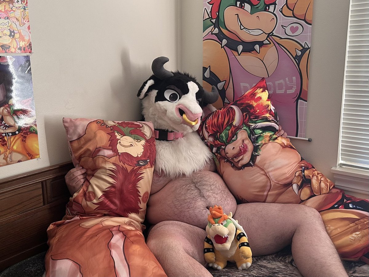 WagyuGayMoo's tweet photo. Happy #TummyTuesday!

And what a wonderful tummy Tuesday it is, because I can also say happy #BowserDay!

I got a bit of a crush on him, if you couldn’t tell~ 😅

Come on and celebrate with us~ 🐂 https://t.co/2W1po4YL9Y
