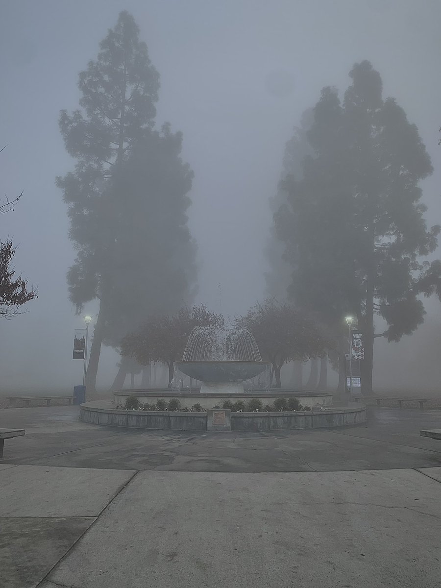 bburrito15's tweet photo. In my restless dreams, I see that town. https://t.co/1rxAUasgfh