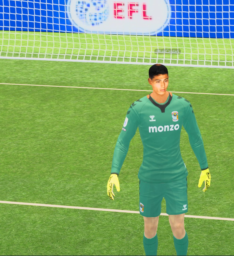 JBxIxx's tweet photo. @DylanFM23 In my Coventry save in 2033 I managed to make faces for all my players. Took around 30 mins or so but it was worth it. https://t.co/W7hZJz2Mrp