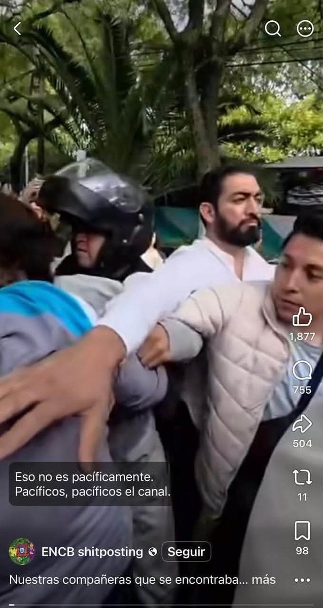 YoXLas40Horas2's tweet photo. 🚨🚨Nos acaban de mandar esta información que creemos que es importante difundir: 

En el operativo para recuperar las instalaciones de Canal Once participaron personas que, al parecer, no pertenecen al personal del canal, sino a la Dirección General de Asuntos Jurídicos y Transparencia de la Secretaría de Educación Pública, EQUIPO DIRECTO DE EURIPIDES FLORES

Entre ellas se identificaría al Mtro. José Juan Arellano Minero, Director General de Asuntos Jurídicos y Transparencia de la SEP, así como integrantes de su equipo.

Los nombres que pude identificar son:

• Araceli Durán González
• Juan Carlos Cleto Trejo
• José Juan Arellano Minero
• Francisco Javier Estrada Bernal
• Miguel Omar Meza Aguilar
• Pedro Axel García Jiménez
• Rodrigo Uri García Jiménez

Estos nombres pueden contrastarse en la plataforma de Nómina Transparente y con información pública disponible.
