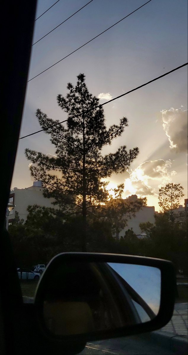 Its_fereshteh's tweet photo. Sunset 🌅 https://t.co/F4l4l2bNbr