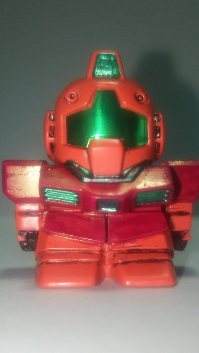 923T4's tweet photo. #正面上等
クワトロ・バジーナ専用ジム改
リックディアスが製造される前に、ジムの余剰パーツを組み合わせ、『三倍速い』ジムとして乗ってたんじゃないかと妄想…
ズゴックに付いてたジムを成型色を生かしガンダムマーカー筆塗りの頑張らない加工(笑) https://t.co/2em62OKPXU