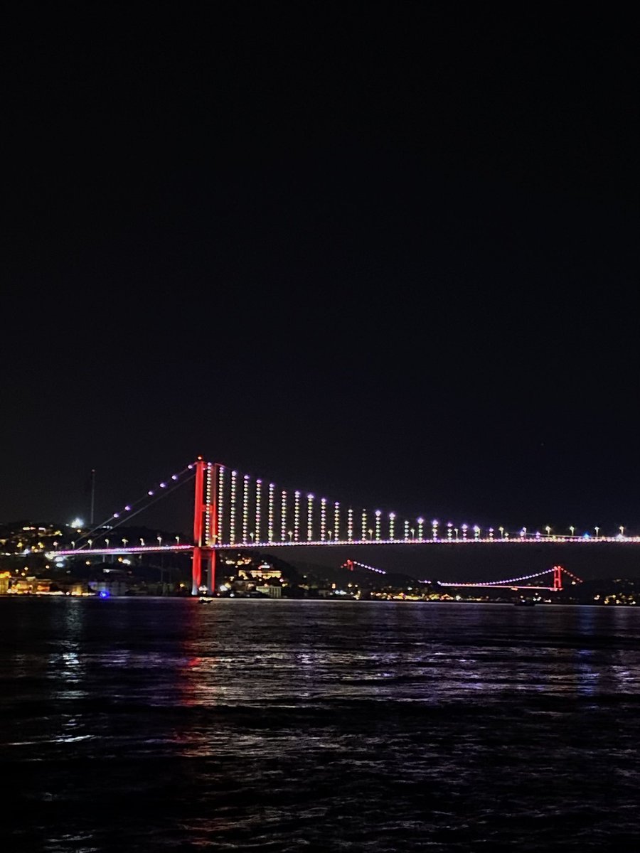 ezzeynaa's tweet photo. Şew..♥️ https://t.co/2HWoLZpjhQ