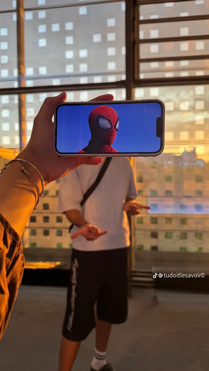 lle_0328's tweet photo. Moi au prochain Spiderman, je veux rien savoir. https://t.co/BZUB7PbmgW