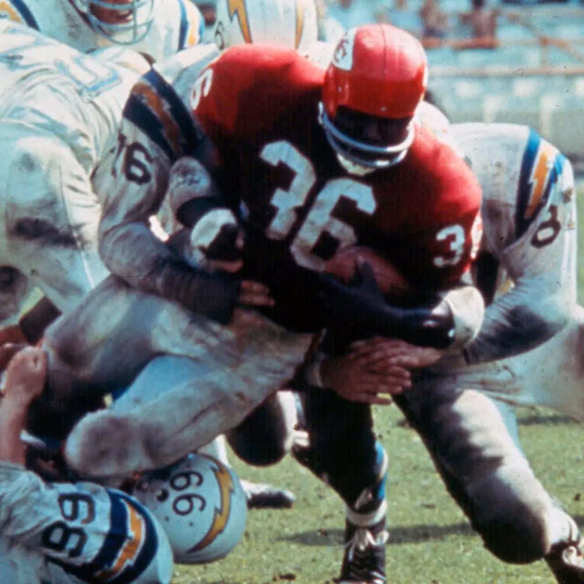 lexiosborne's tweet photo. We are Mack Lee Hill days away from NFL kickoff! 🏈 #36days https://t.co/KKRTiwNiSC