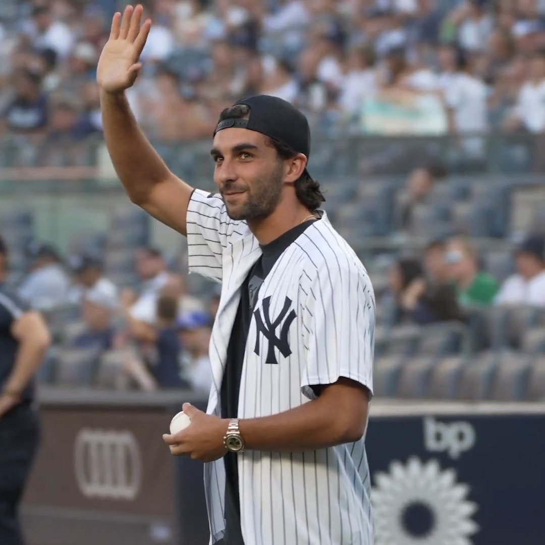 動画プレビュー: El Tiburón on the mound 🇪🇸
Ferran Torres throws