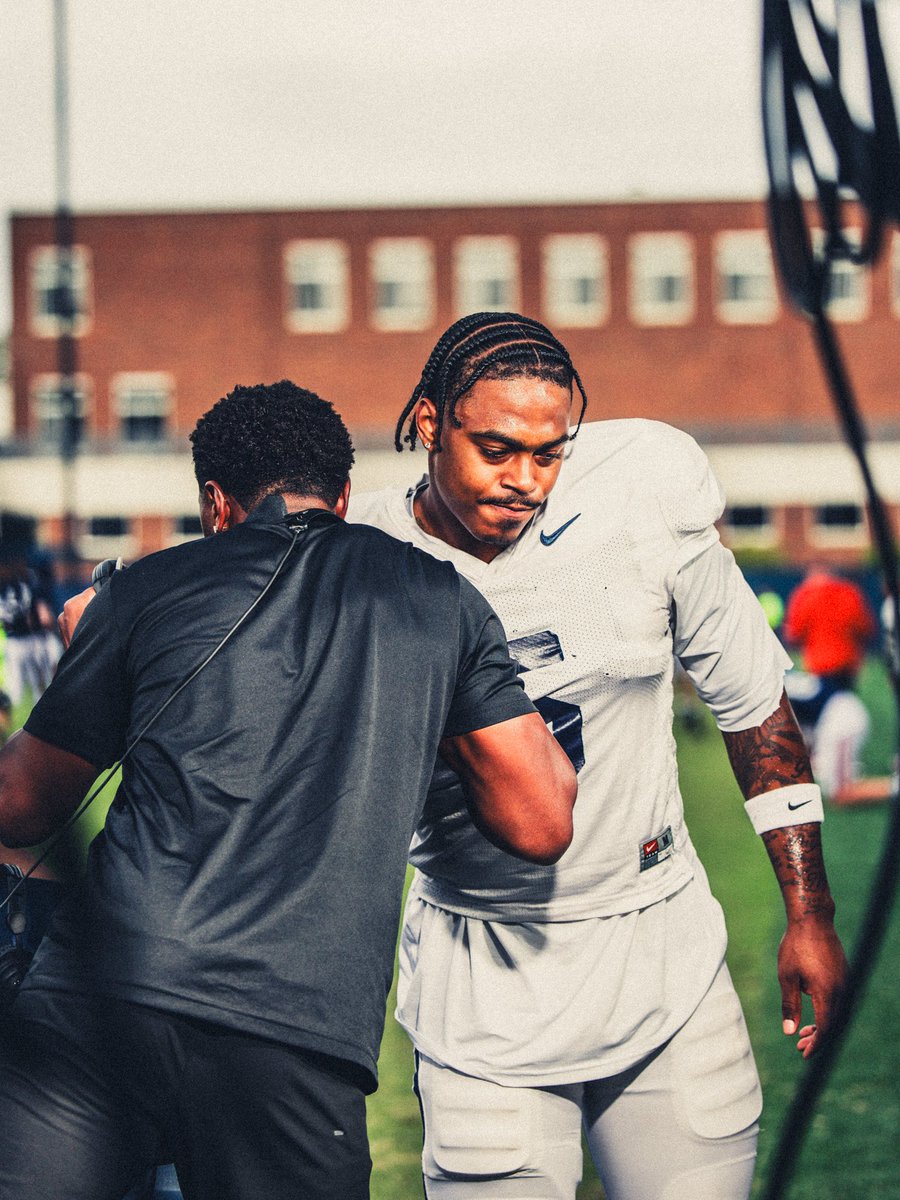 UVAFootball's tweet photo. ACC Huddle Road Trip at Fall Camp

See you guys back in Charlottesville week 0

#GoHoos 🔶⚔️🔷 https://t.co/W9ccUVkYyI