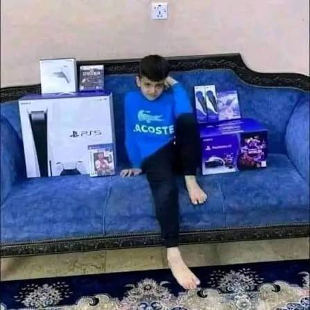 3bdullah_CR7's tweet photo. الفريق وقع مع 6 صفقات لكن رودري مو ضمنهم

المشجع المدريدي : https://t.co/ldj7nvZIXf