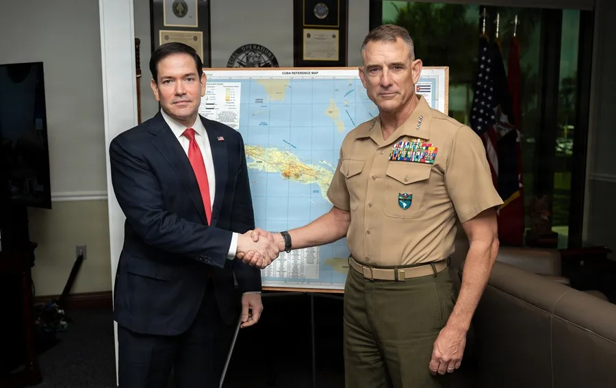 ReporteYa's tweet photo. #5Ago #EEUU #América #Seguridad
EEUU lanzó junto a 18 países el Grupo de Trabajo Conjunto del Hemisferio Occidental para coordinar operaciones contra el crimen organizado y fortalecer la respuesta regional ante emergencias y crisis humanitarias. – EFE https://t.co/q9VhWsxRMm