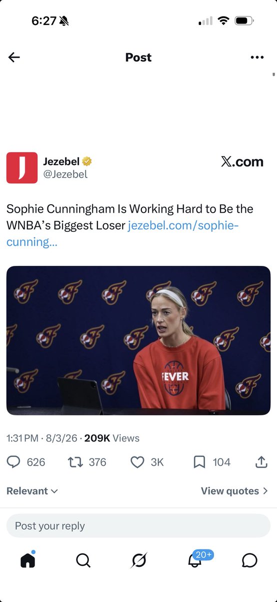 ClayTravis's tweet photo. Site founded to support feminism criticizes woman for standing up for women, calls woman a loser for not believing men are women. Liberal women truly have broken brains. They’re rooting for men to replace them and taunting the women trying to stop it. https://t.co/VhXihQICQt