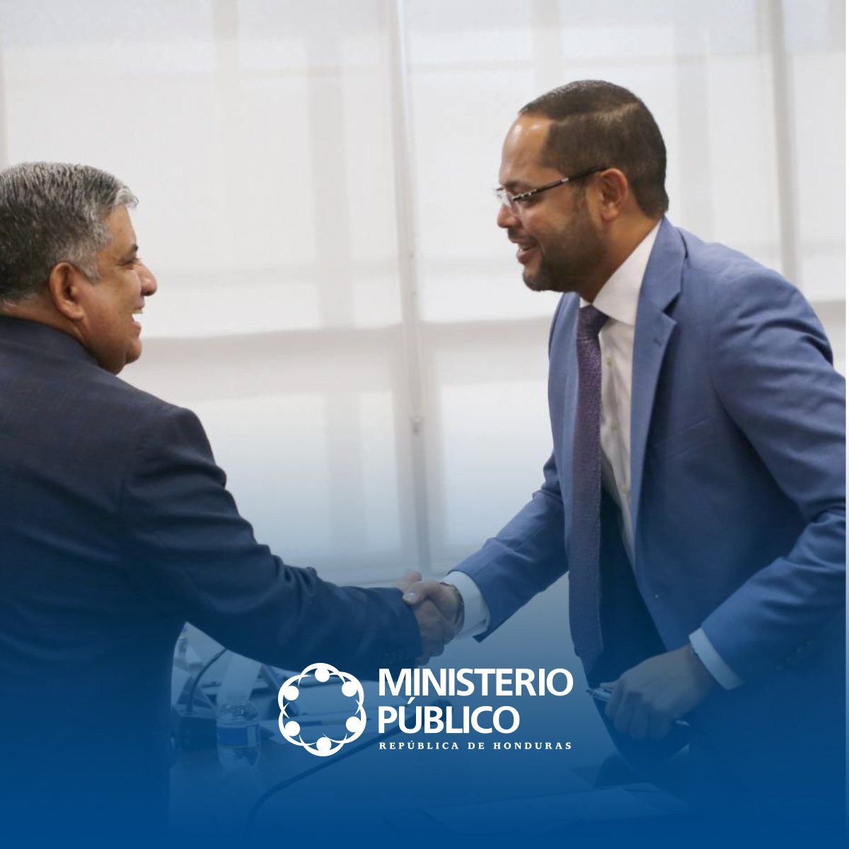MP_Honduras's tweet photo. El trabajo conjunto entre el #MP, la #CNBS, y los representantes de #GAFILAT reafirma la importancia del uso coordinado de la inteligencia financiera y la investigación patrimonial para la obtención de resultados concretos.
Durante la jornada, el Fiscal General Pablo Emilio Reyes Theodore reiteró el compromiso del Ministerio Público en priorizar la efectividad en las investigaciones financieras, la persecución de delitos y las acciones legales.
