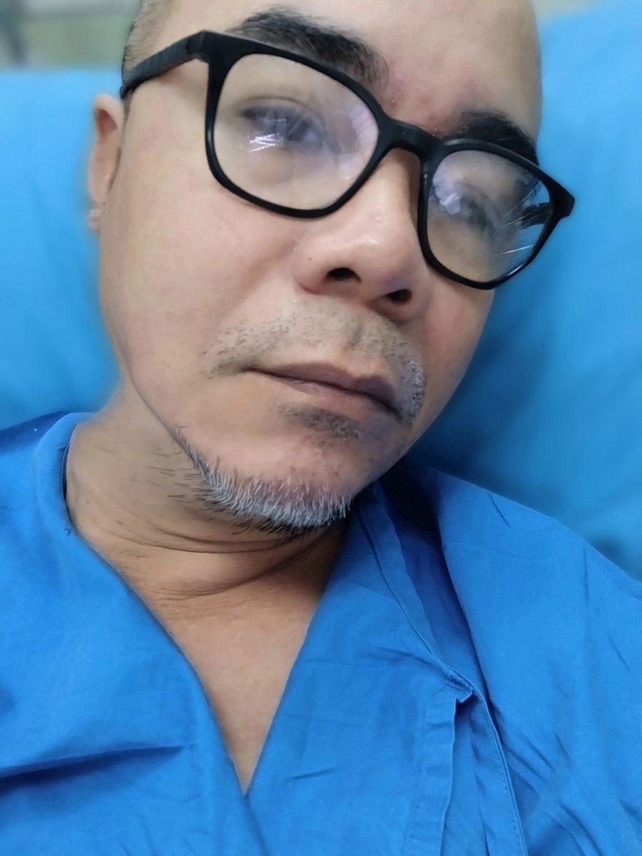 SereePahn's tweet photo. Somewhere on earth
เช้าอันสดใส เปิดขวดแต่เช้า❤️😆 https://t.co/gvRo0Ogdzl