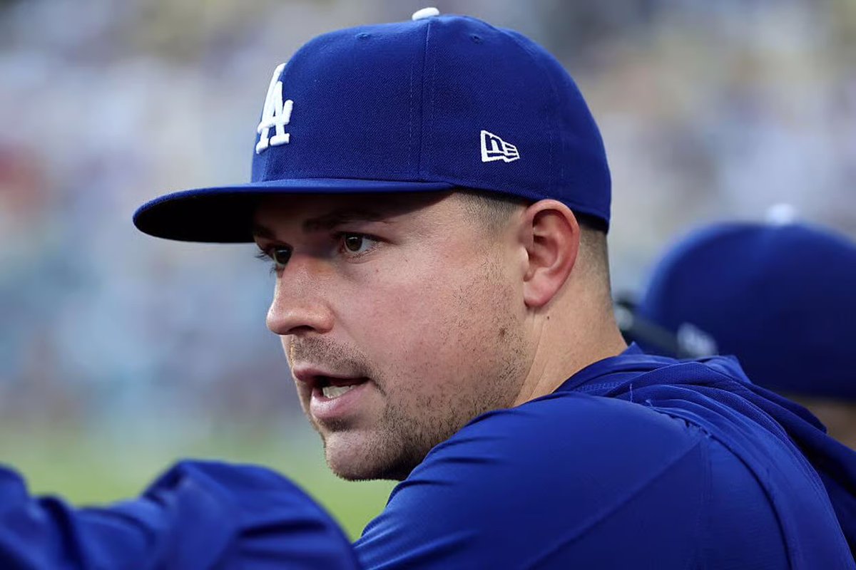 SleeperDodgers's tweet photo. Some Dodgers players are getting tired of hearing their success being chalked up to just money. 💰

They feel the elite scouting, player development, and countless small details that fuel the organization’s success continue to be overlooked, per @Alden_Gonzalez. https://t.co/U37qozqy0i
