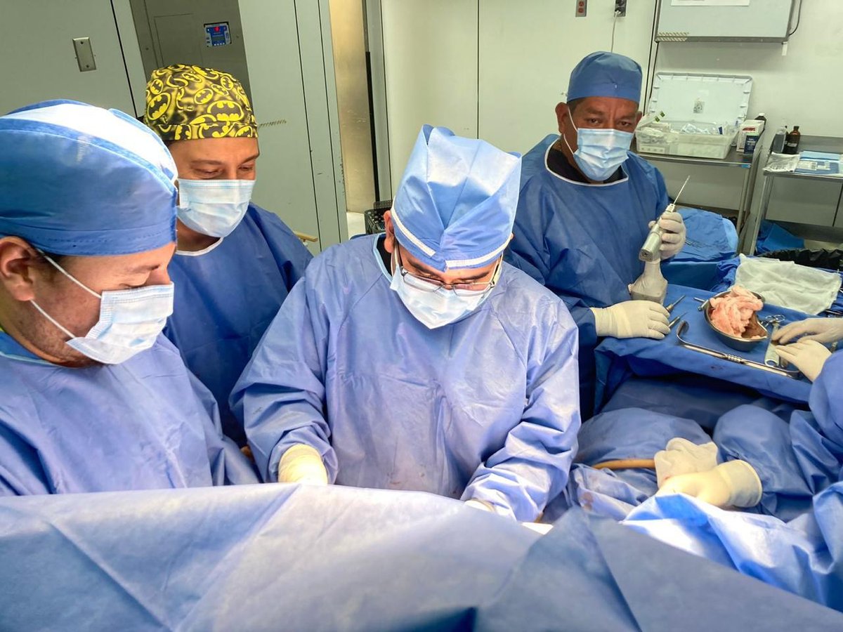 IsssteAgs's tweet photo. 📰 #COMUNICADO
Realiza ISSSTE jornada ortopédica de alta especialidad en beneficio de 39 pacientes en Puebla.
🔗https://t.co/hXbWrmjGgo https://t.co/UguXL9VHFm