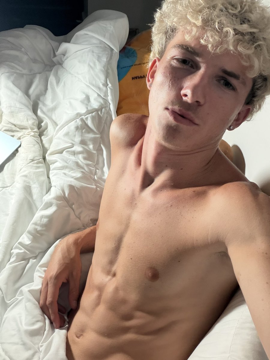 bltyson's tweet photo. Je viens de poster..🔞 https://t.co/HTkSLfU5tU

1 reposte = 🎁 sur UV !! 

bonne nuit,… https://t.co/McyMen1yvG