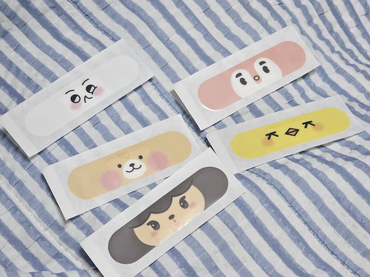 S2_DODODOS_S2's tweet photo. 엑소엘 생일 기념 #RT 해주신 4분께 엑뭉치 반창고를 나눔합니다! (캐릭터별 1개씩)

준등기로만 나눔 ⭕️
7일에 당발합니다!

#EXO #엑소 https://t.co/WkmwN5f0Oz