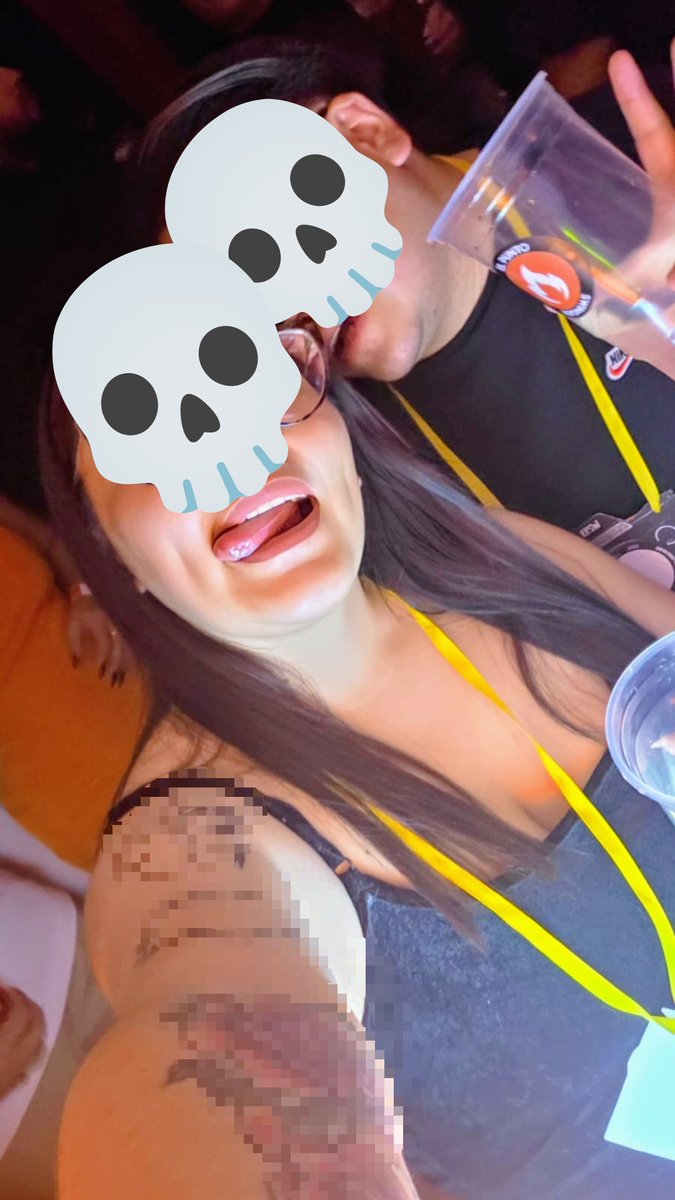 Vekynaaid's tweet photo. Cómo se extrañan esas pedas en el hotel 😥

Hay que ir planeando algo para el fin, no? https://t.co/8XbE4Ue9Pz