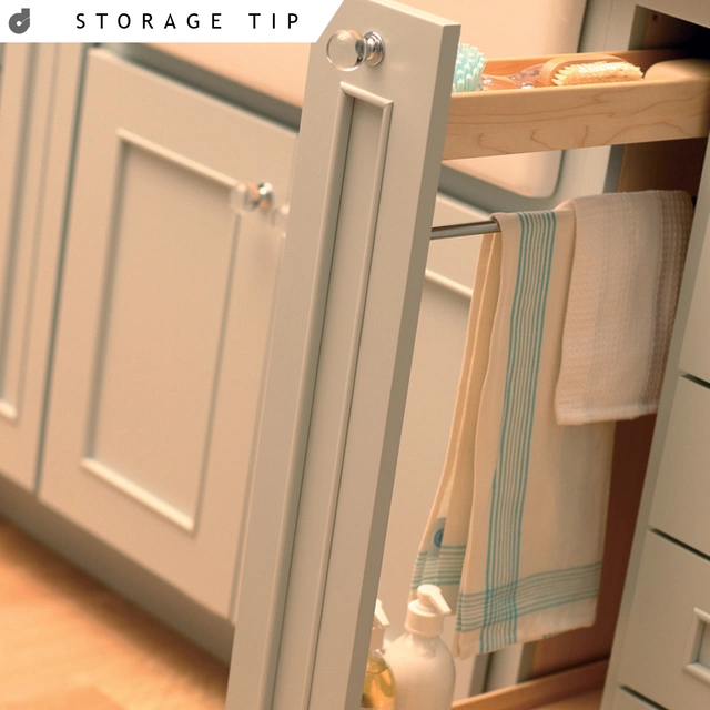 durasupreme's tweet photo. STORAGE TIP: A thin pull-out next to the #sink can have a towel rod so dish towels can dry after use and a tray up above for sponges and miscellaneous items.
https://t.co/exlXrO7FVL
#storagetip #durasupreme #cabinetry #cabinets #kitchens #storage #kitchenstorage #kitchengoals https://t.co/X8t6swc4Ef