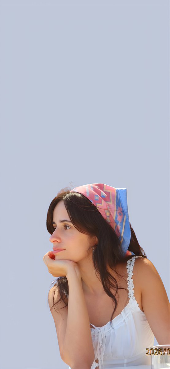 dwskcc's tweet photo. camila cabello wallpaper https://t.co/QAPNgZ1Yg2
