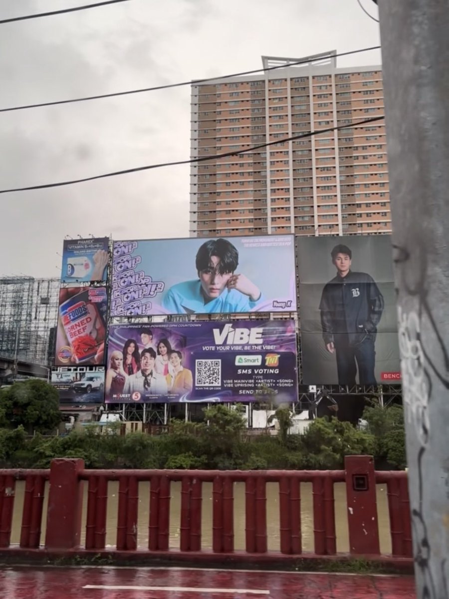 wonpeer's tweet photo. saw young k again on my way to court today 😭 aaaa i'm taking it as a good luck sign!! https://t.co/YZ2Ayto2c2