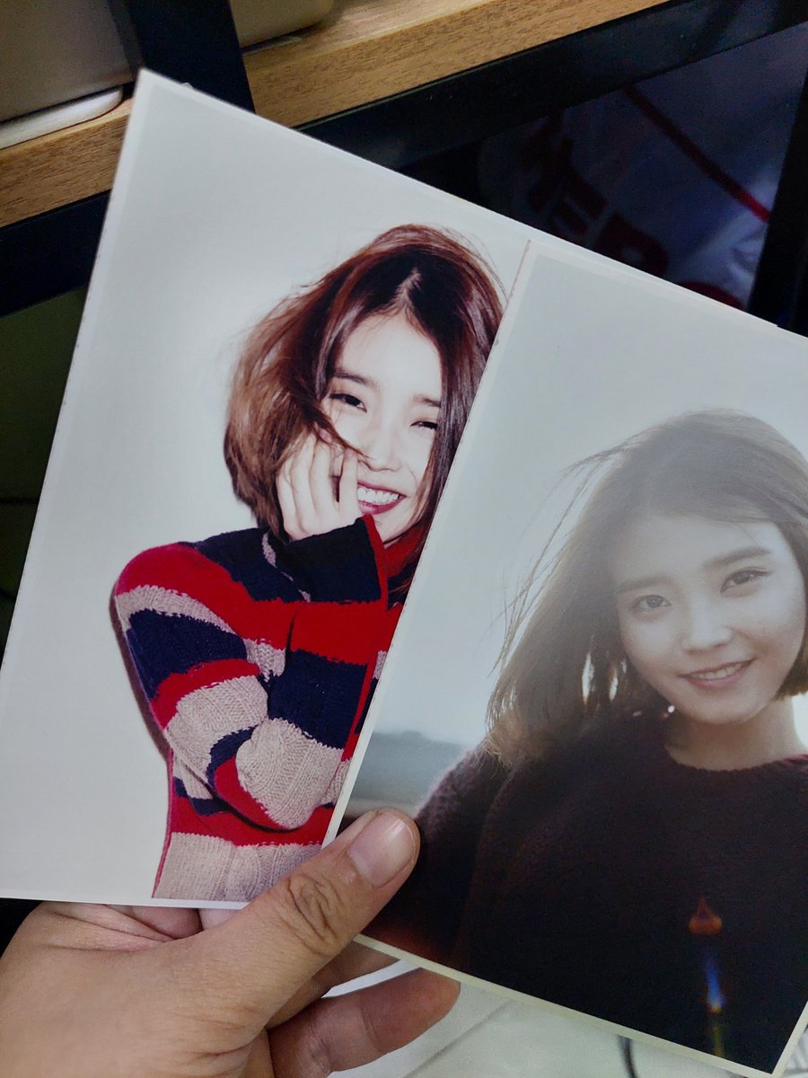 miraliyana's tweet photo. Was cleaning up my room last weekend and came across photos of my loml from 2013...
It's been so long already... 🥹
The traces of time can be seen along the edges of the photos. 🥰
#IU #ModernTimes https://t.co/fmggQS1Z9D