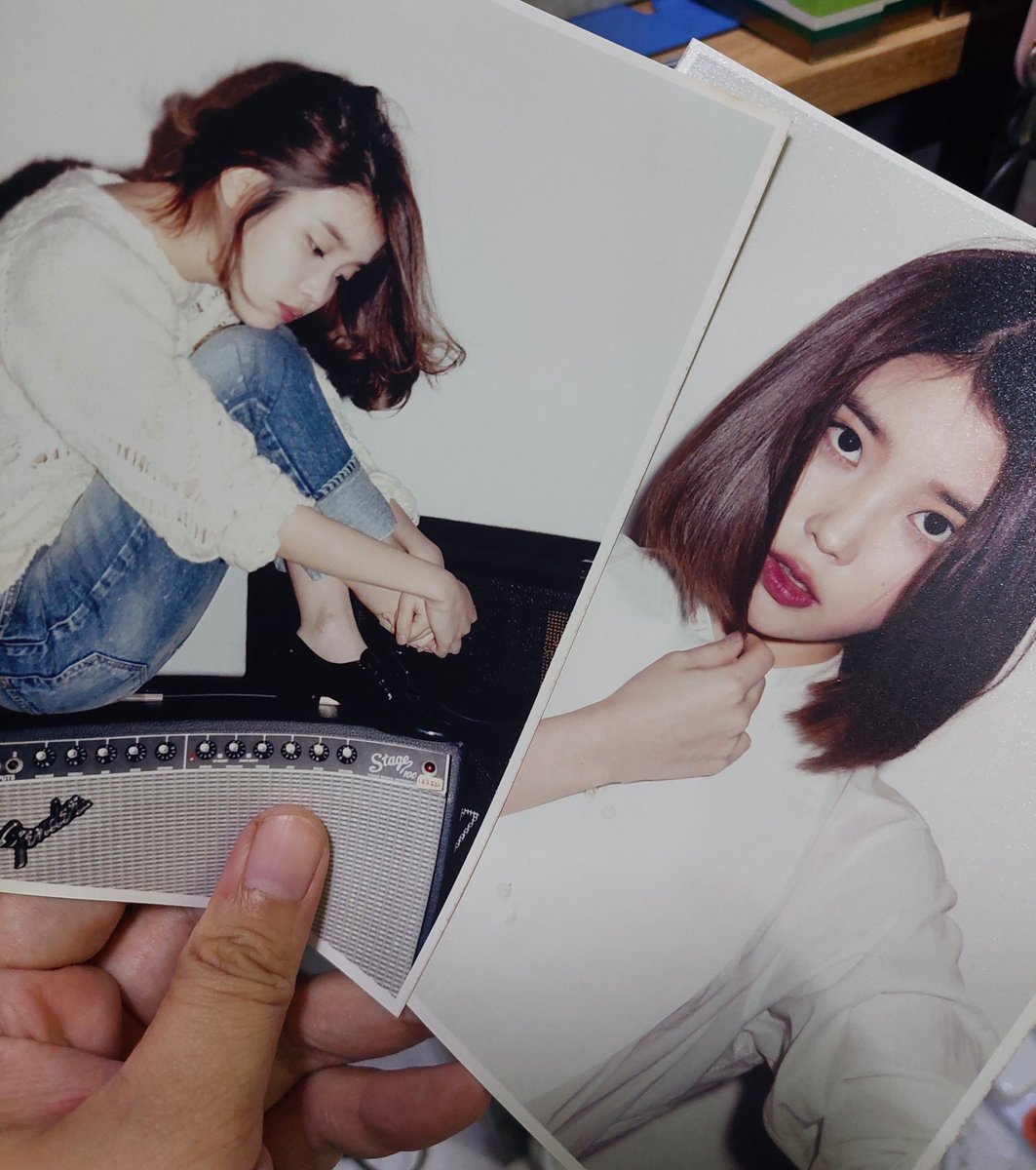 miraliyana's tweet photo. Was cleaning up my room last weekend and came across photos of my loml from 2013...
It's been so long already... 🥹
The traces of time can be seen along the edges of the photos. 🥰
#IU #ModernTimes https://t.co/fmggQS1Z9D