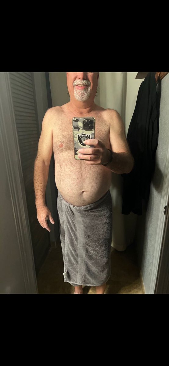 LauraPorter7k's tweet photo. @Troon I will post this man’s dick pictures for the public to see the kind of man he is.. A RAPIST! https://t.co/6mzgwLmXG2