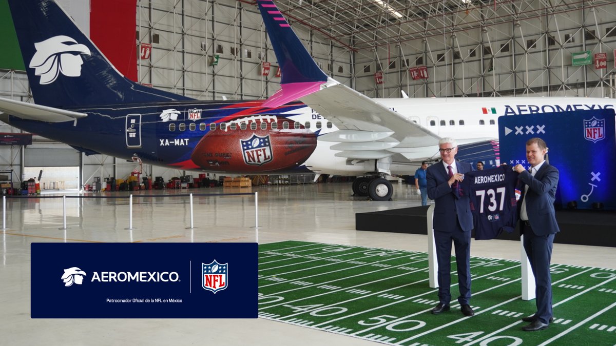 Aeromexico's tweet photo. Hoy presentamos oficialmente nuestro nuevo livery para celebrar que Aeroméxico es el nuevo patrocinador oficial de la NFL en México. 🏈✈️

Una nueva temporada está por despegar. https://t.co/sosUc01hwQ