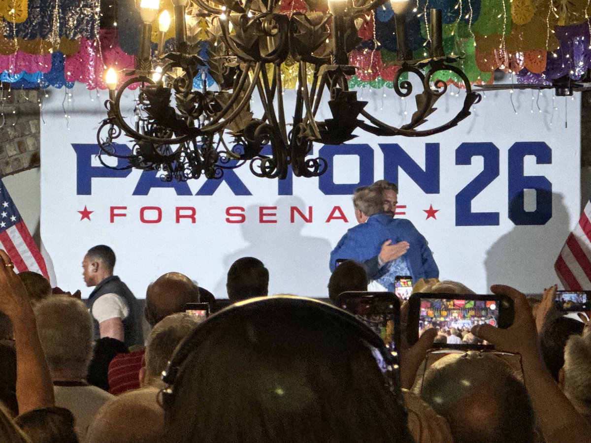 cbs11jack's tweet photo. NEW: @KenPaxtonTX introduced by @leachfortexas, who had backed @JohnCornyn during GOP primary &amp; runoff. @MattShaheen, who also backed Cornyn, also spoke for Paxton before packed room of supporters. @ShelleyLuther &amp; @SenBobHall also spoke. They all urged crowd to vote in November. https://t.co/VDYdeTLyA1