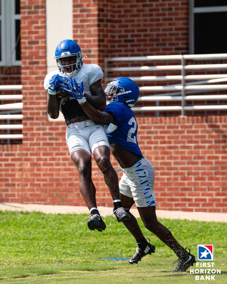 MemphisFB's tweet photo. Back at it

#CloseTheGap | @FirstHorizonBnk https://t.co/LqIjtYN6l3