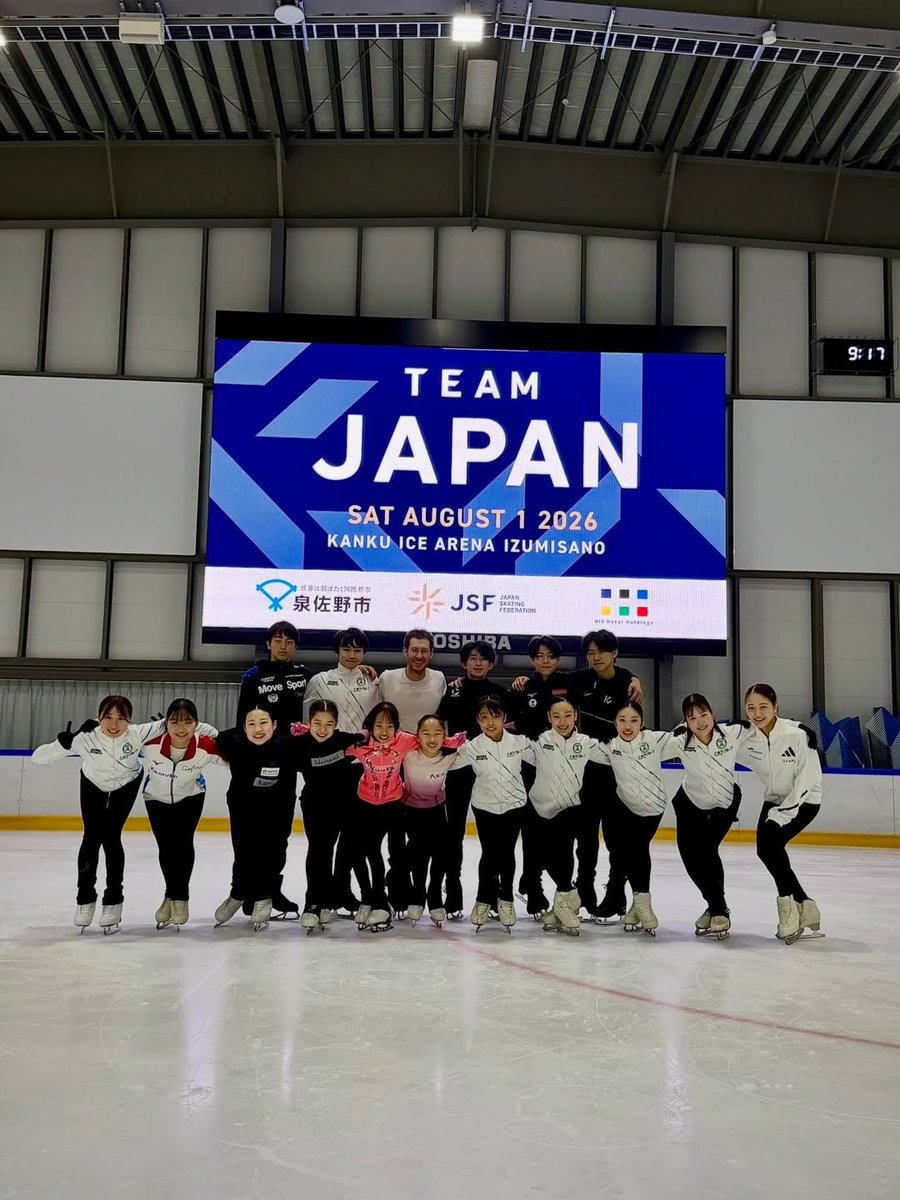jasonbskates's tweet photo. 先週、日本スケート連盟の皆さん、そして日本のトップジュニアスケーターの皆さんとご一緒できる機会をいただきました。心から楽しい時間を過ごすことができました。皆さんにも楽しんでいただけていたら嬉しいです。🇯🇵⛸️🌟 @skatingjapan https://t.co/eelf7dG1Ch