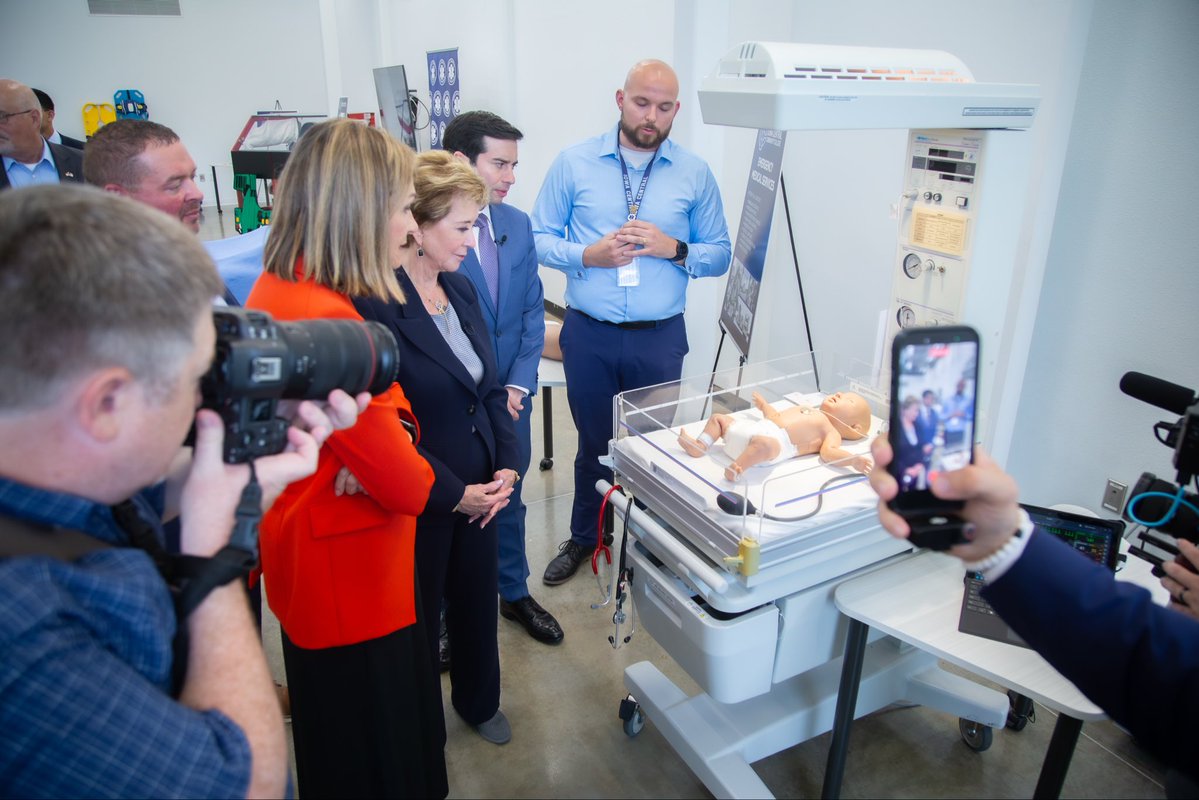 IAGovernor's tweet photo. Today, I joined @EDSecMcMahon and @Sonderling47 in Ft. Dodge as they announced the approval of America’s first Workforce Pell program: @IowaCentral’s EMT training course!

In just 8-15 weeks, candidates can learn skills, get hired, and continue learning on the job, with little or no student debt. It’s faster, better, and more practical—and it’s what Iowa’s workforce needs now.